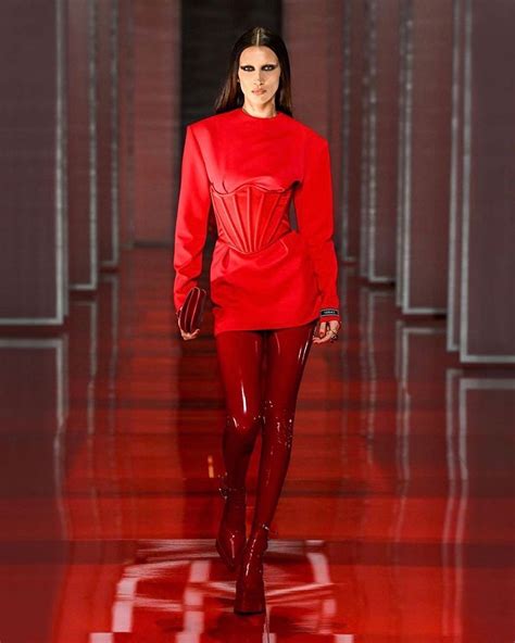 fashion week versace 2022|versace dresses fall 2022.